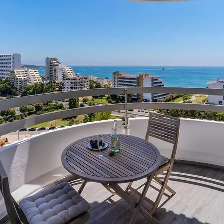 Modern With Ocean View & Terrace - Free Access To Pool And Tennis Courts! Appartement Portimão