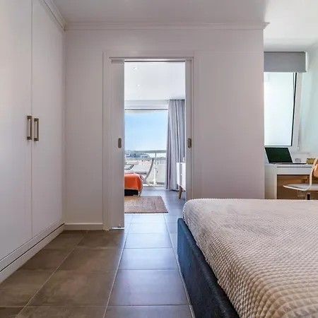 Modern With Ocean View & Terrace - Free Access To Pool And Tennis Courts! Portimão