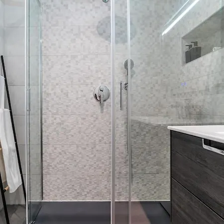 Apartamento Modern With Ocean View & Terrace - Free Access To Pool And Tennis Courts By Lisbeyond *