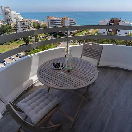 Modern With Ocean View & Terrace - Free Access To Pool And Tennis Courts! Lägenhet *